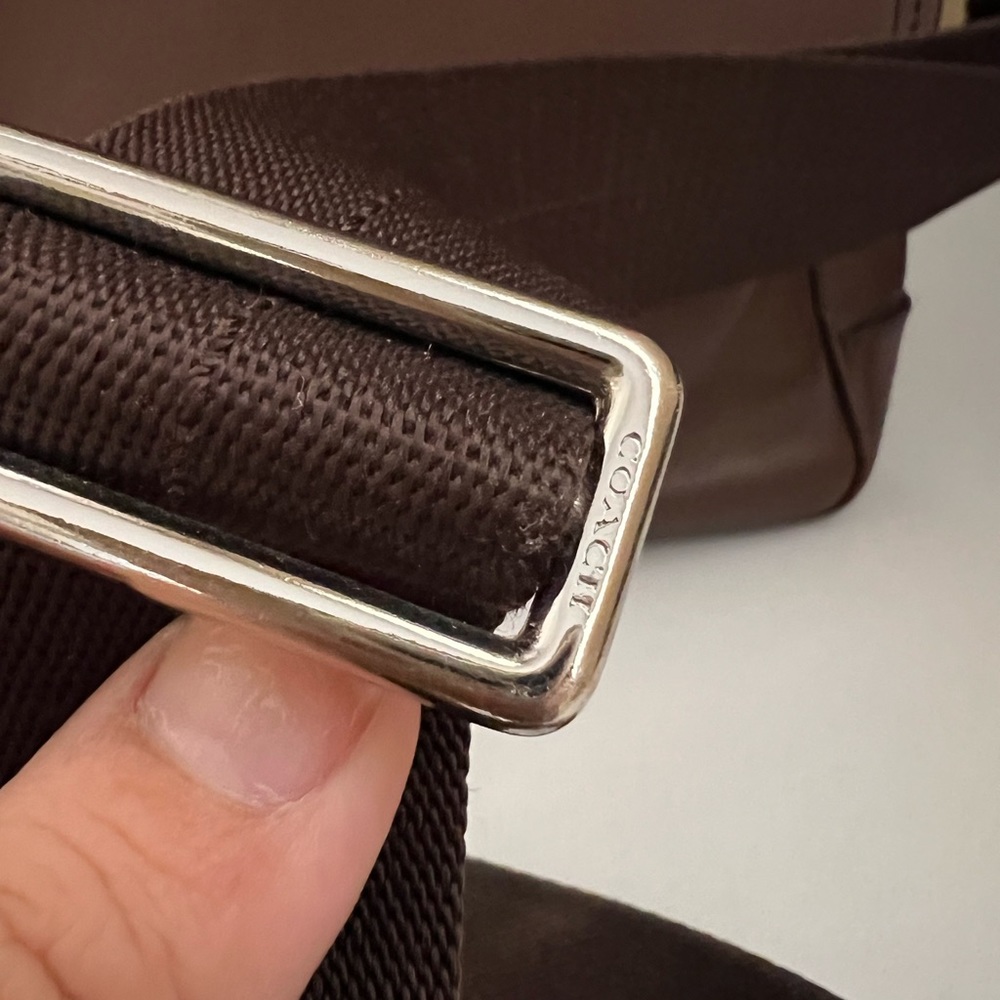 Coach Lexington Mahogany Leather Laptop Bag - Picture 14 of 16